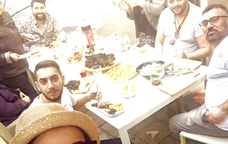 FOTO EXCLUSIV/Clejanii petrec Paștele după vechi tradiții boierești