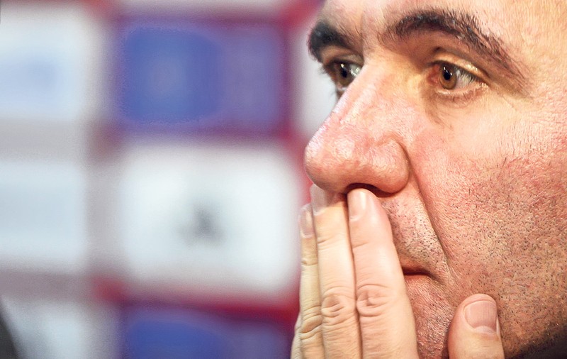 EXCLUSIV LIBERTATEA | Gică Hagi a împlinit ieri 49 de ani, prilej pentru destăinuiri şi planuri de viitor: «Visul meu e să dăruiesc României 11 copii geniali»