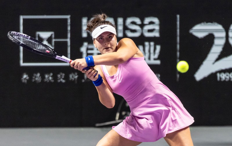 Bianca Andreescu a dat cu racheta de pământ, la meciul cu Simona Halep de la Turneul Campioanelor