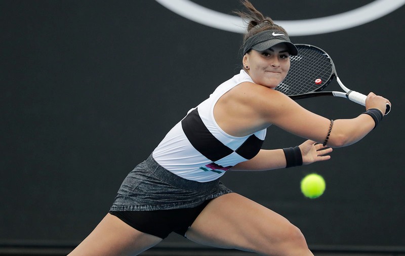 Olteanca din Canada care a depășit-o pe Halep! Bianca Andreescu face yoga cu mama ei, iar bunica se roagă pentru ea