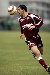 Atacantul echipei de fotbal Rapid Bucuresti, Lucian Burdujan.