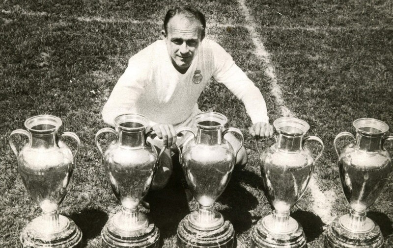 Di Stefano, ca Dobrin: n-a jucat nici un meci la Mondiale! 