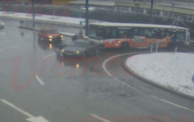 Bătaie în trafic între un șofer de autobuz și posesorul unui BMW în Vaslui