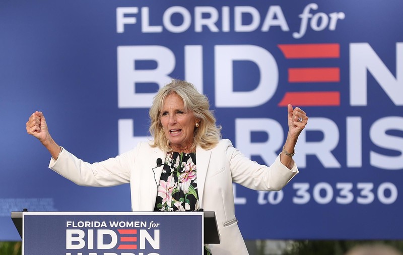 Jill Biden, fata rebelă din Philadelphia care a ajuns Prima Doamnă a SUA. Cum l-a cunoscut pe soțul ei