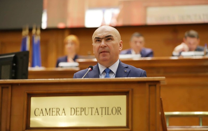 Ilie Bolojan a explicat de ce și mamele în concediu de creștere a copilului vor plăti CASS, ca pensionarii. Val de comentarii pe Facebook
