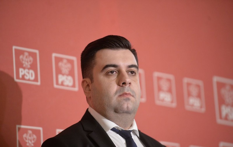 Senatorul Răzvan Cuc publică un act din care reiese că la un concurs de angajare la Spitalul Judeţean Neamț pot participa doar persoane vaccinate sau trecute prin boală