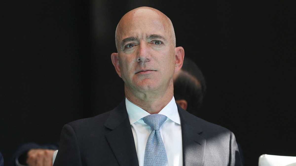 Prințul Mohammed bin Salman i-a piratat telefonul milionarului Jeff Bezos. Legătura cu uciderea lui Jamal Khashoggi