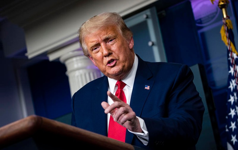 Donald Trump își contrazice experții în sănătate privind termenul la care va fi gata vaccinul anti-COVID: “Suntem la câteva săptămâni distanță de a-l avea”