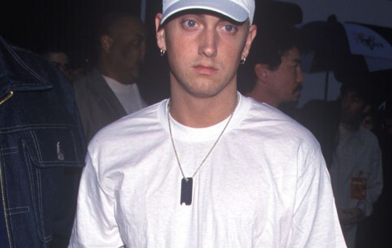 Eminem: "De câte ori mă aşez în pat mă gândesc că o să mor”