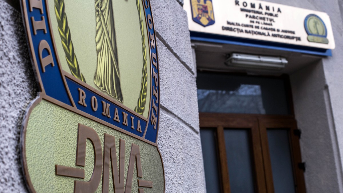 Fostul director general al Centrului Naţional al Cinematografiei, trimis în judecată pentru abuz în serviciu
