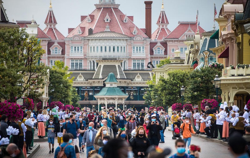 Disneyland Paris se redeschide publicului pe 17 iunie. Ce măsuri de protecție trebuie să respecte vizitatorii