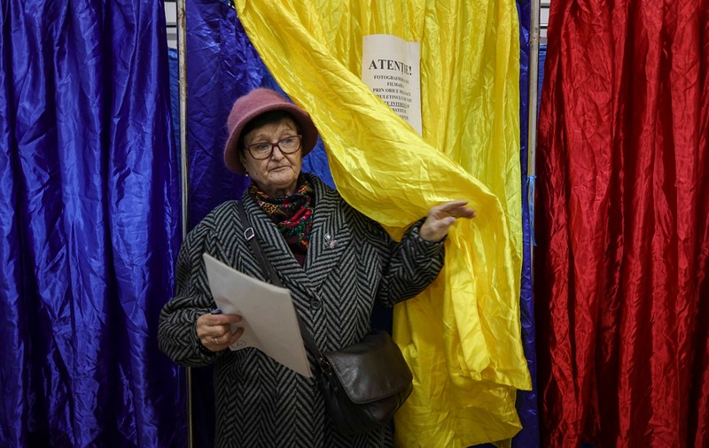 Exit Poll alegeri parlamentare 2024. Primele estimări privind partidele care ne vor reprezenta în Senat și în Camera Deputaților