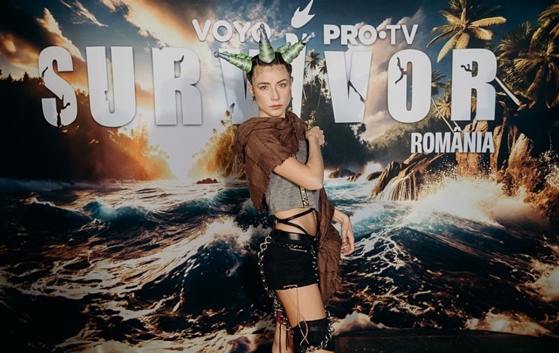 Cine este Ina Shan, concurentă la Survivor România 2025. E cunoscută pentru pălăriile realizate din frunze de copaci