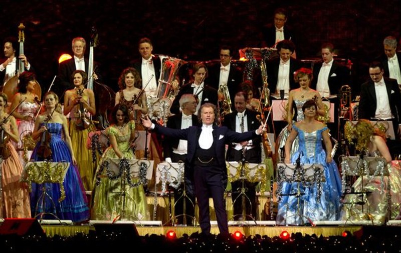 Cu 23.000 de bilete vândute în nici trei ore, Andre Rieu ANUNŢĂ AL TREILEA CONCERT ÎN ROMÂNIA