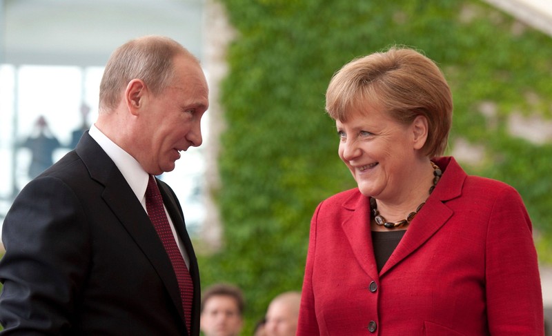 Berlin, Germania. 5 aprilie 2022. Fostul cancelar german Angela Merkel se întâlnește cu președintele rus Vladimir Putin / Foto: Profimedia Images.