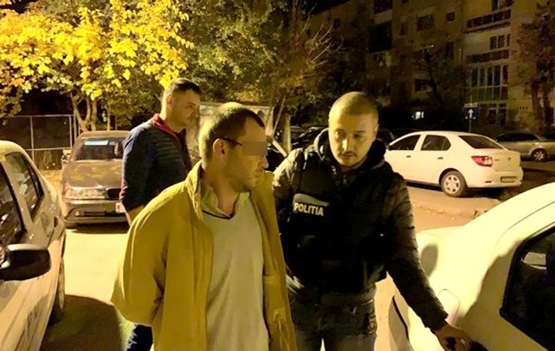 Incendiul din Complexul Studențesc Timișoara ar fi fost provocat de un piroman. A incendiat mai multe tomberoane iar acum a fost prins