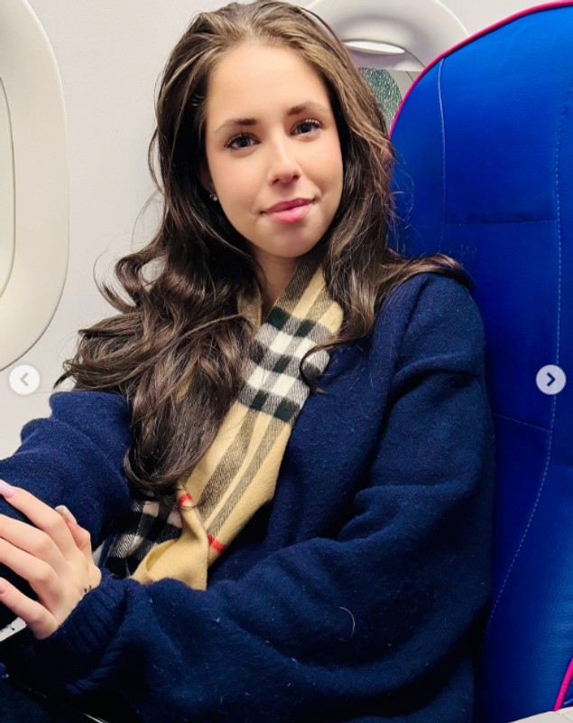 Cum au fost surprinse Andreea Marin și fiica ei, Violeta, în Londra. „Călătoria în jurul lumii împărtășită cu voi continuă”