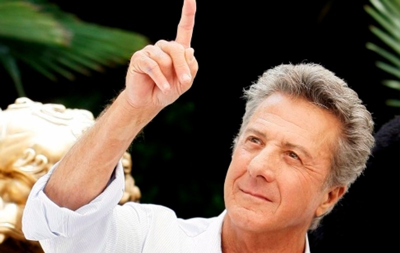 Dustin Hoffman vorbeşte cu animalele