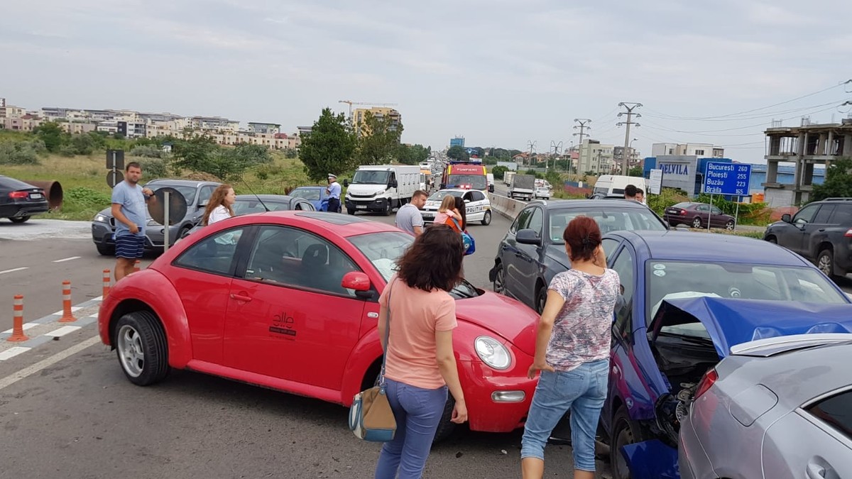 Accident în lanț cu șapte mașini la intrarea în municipiul Constanța