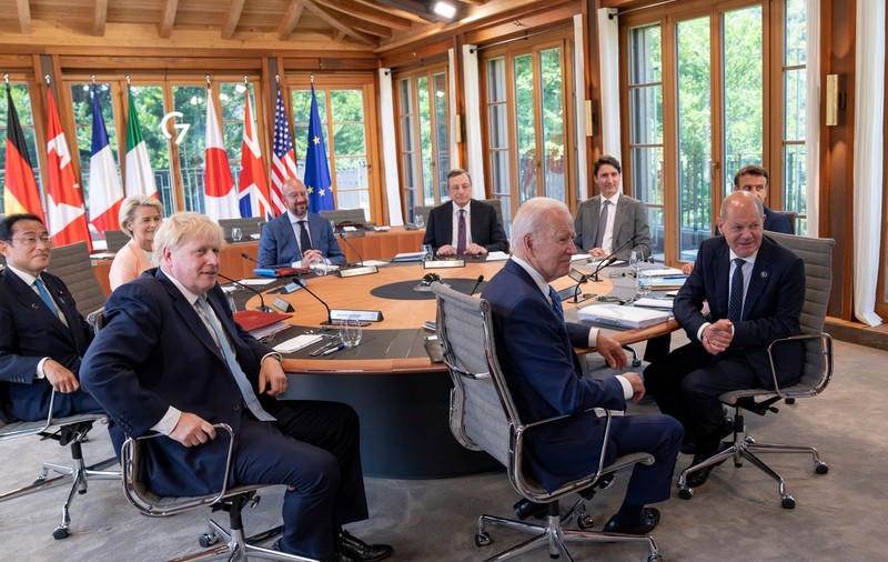 Liderii G7 anunță interzicerea importurilor de aur rusesc. „Trebuie să tăiem finanțarea regimului lui Putin”