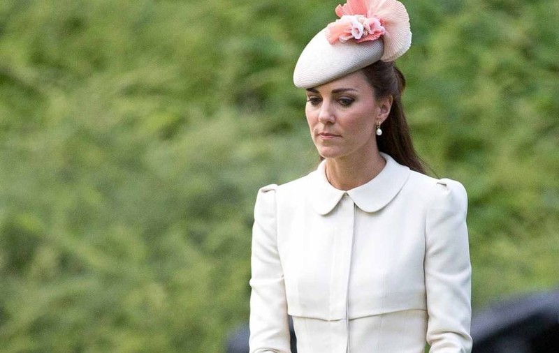 KATE MIDDLETON, în lacrimi. Una dintre cele mai dragi persoane a căzut de la 7 metri înălțime și și-a zdrobit picioarele