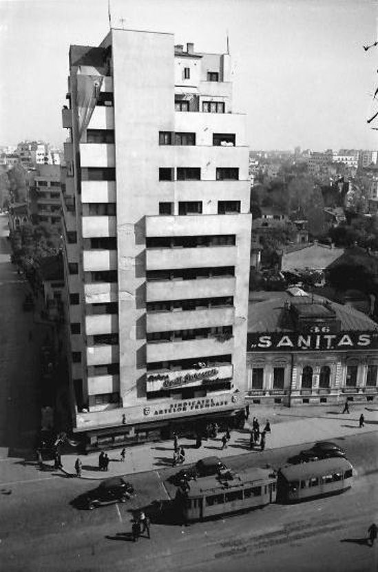 Blocul Scala, înainte de cutremurul din 1977. Foto: Flickr / Dragoș Toma