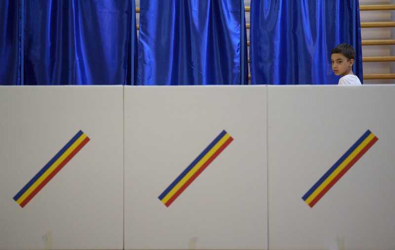 Cum poți vota dacă nu ești în localitatea de domiciliu la alegerile prezidențiale, turul 2, 8 decembrie