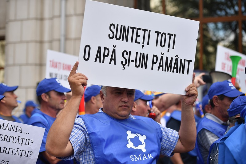 Protest organizat de Blocul National Sindical (BNS) în fața Ministerului Mediului, Apelor și Pădurilor. Foto: Agerpres