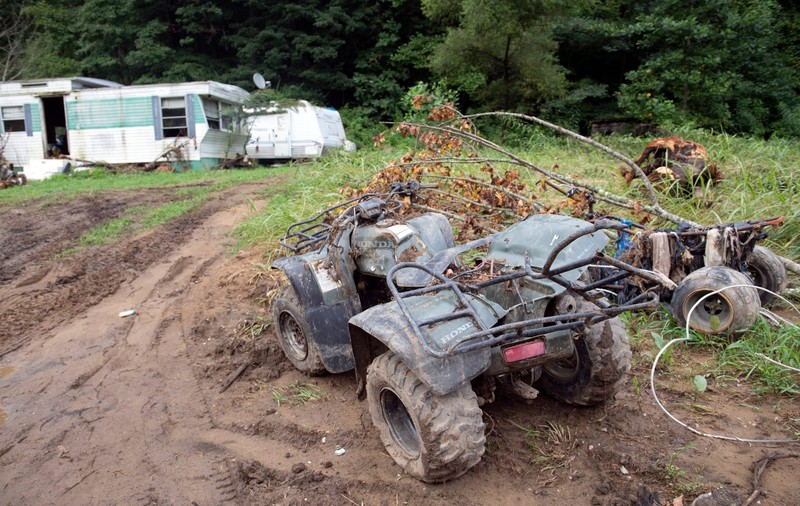 Ce amendă au primit opt turiști care au intrat cu ATV-urile în zone de pădure protejată