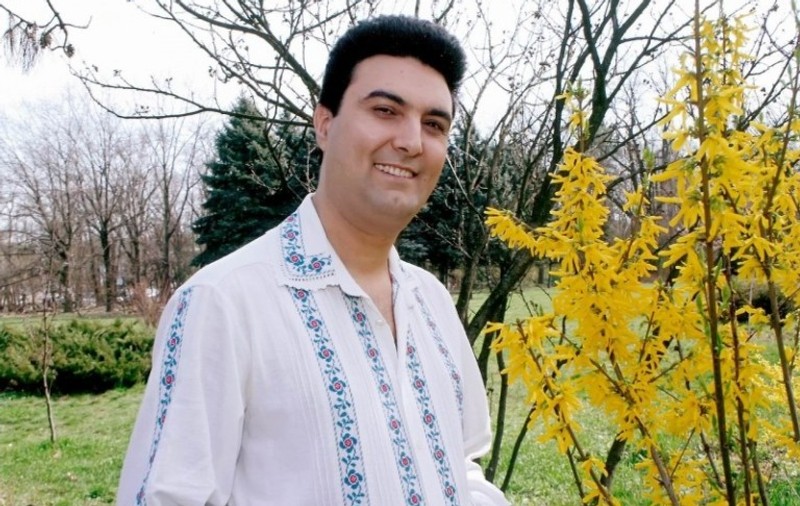 ADEVĂRATĂ TELENOVELĂ! Cântăreţul de muzică populară Constantin Măgureanu, DISPUTAT de fosta soţie. Vezi ce-i RĂSPUNDE ACTUALA soţie!