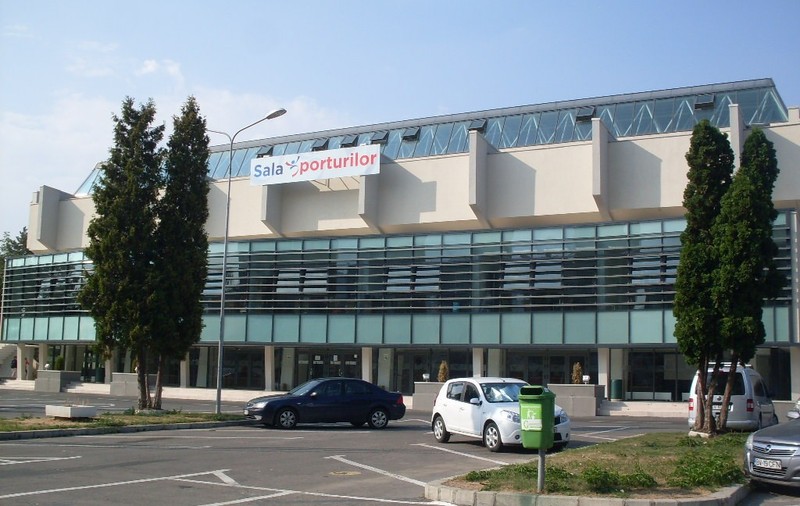 Sala Sporturilor din Brașov, pregătită pentru a deveni „spital de campanie” pentru pacienții cu noul coronavirus