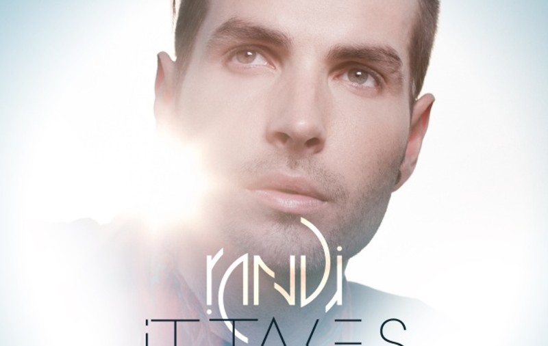 Randi lansează single-ul "It takes two" | PREMIERĂ