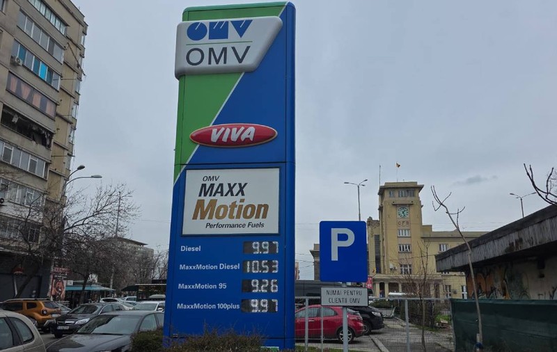 De ce unele benzinării sunt mai ieftine seara decât ziua. Momentul alimentării și locul în care faci plinul îți pot salva bani
