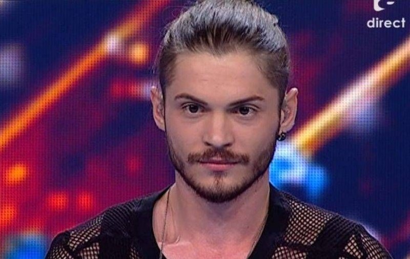 Finalistul "X FACTOR!" a renunţat la BARBĂ după 6 ANI! Vezi MOTIVUL pentru care ALEX MAŢAEV a FĂCUT o ASEMENEA SCHIMBARE!