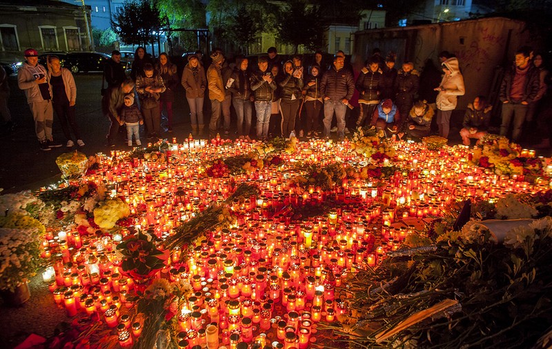 „Roménia, meu amor”. Despre țara pe care o ajuți spunând adevărul