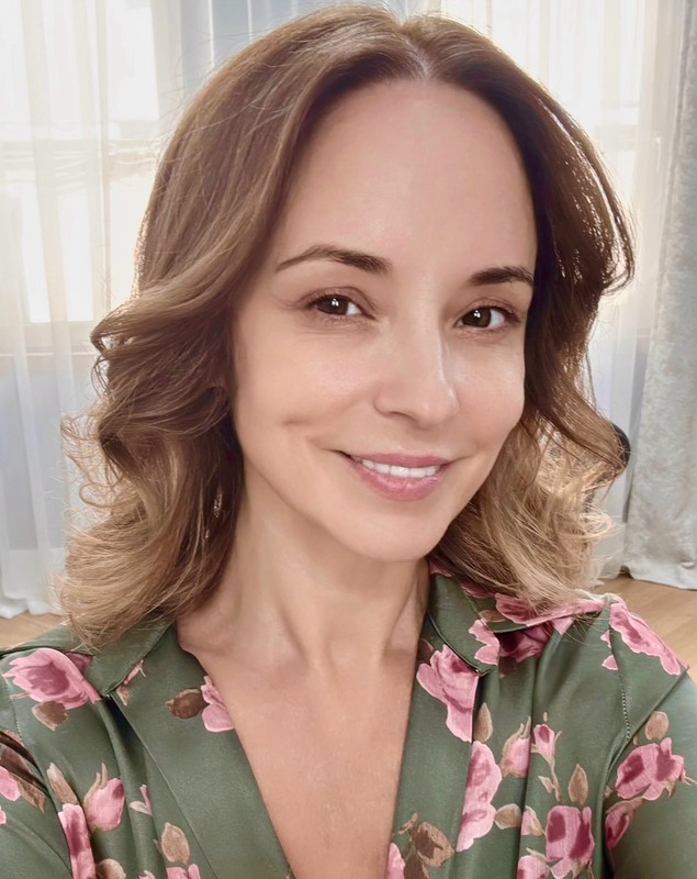Imagini rare din copilăria Andreei Marin. „Asemănarea cu mama atunci când nu sunt machiată mă impresionează de fiecare dată”