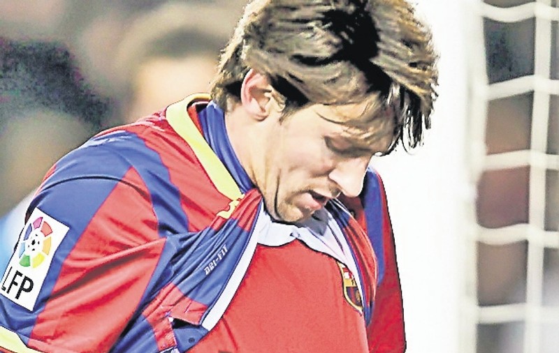 Lionel Messi, amendat din cauza mamei