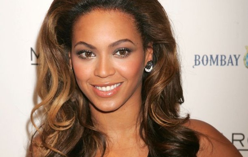 Beyonce şi-a deschis salon de înfrumuseţare