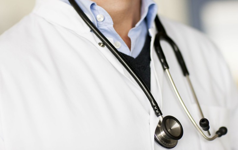 Un medic născut în SUA a fost anunțat de autorități că trebuie să părăsească imediat țara. „Limbajul părea destul de amenințător”