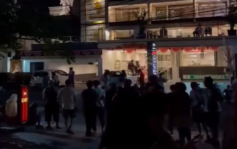 Insula Bali, zguduită de un cutremur cu magnitudinea 7,1. Turiștii au fost evacuați din hoteluri