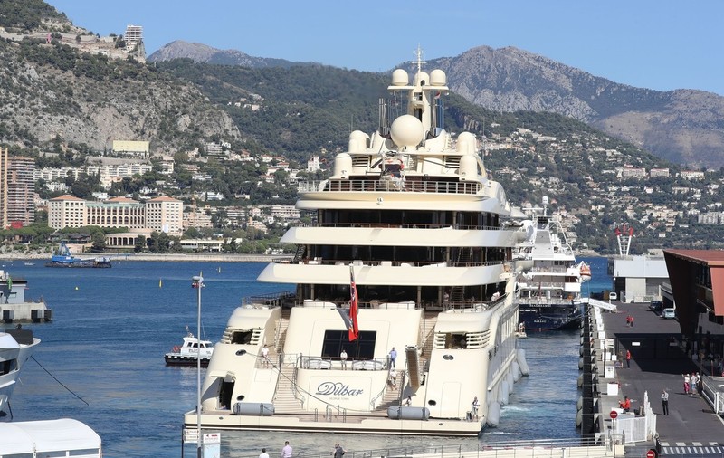 Iahtul de lux al oligarhului rus Alișer Usmanov, percheziționat de poliția germană. De ce este suspectat apropiatul lui Putin