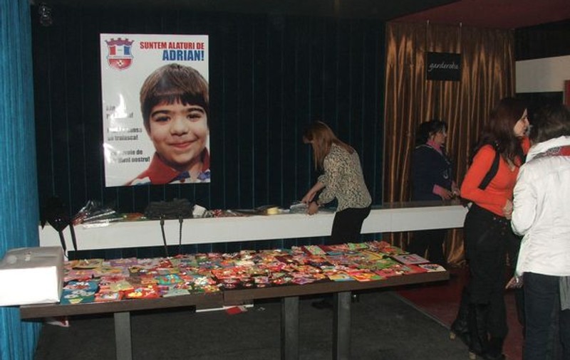 Campionii, în beznă! Oţelul Galaţi şi-a prezentat lotul pentru retur, dar petrecerea a fost întreruptă de o pană de curent | FOTO