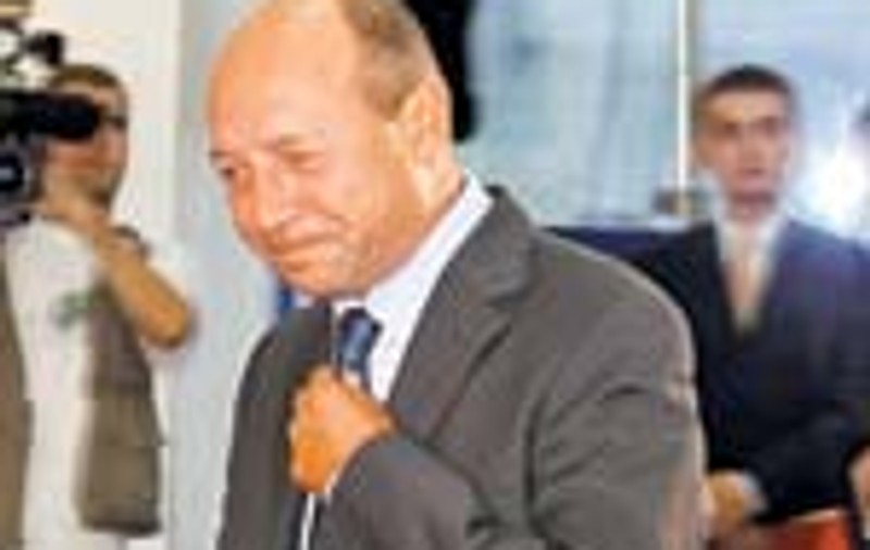 Basescu, padurar de Pomarla