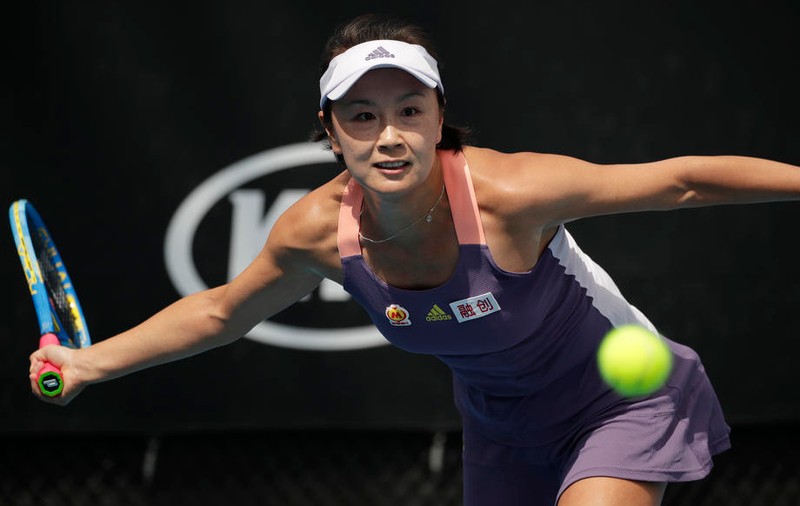 China a prezentat noi imagini cu Shuai Peng. Jucătoarea de tenis discută cu baschetbalistul Yao Ming