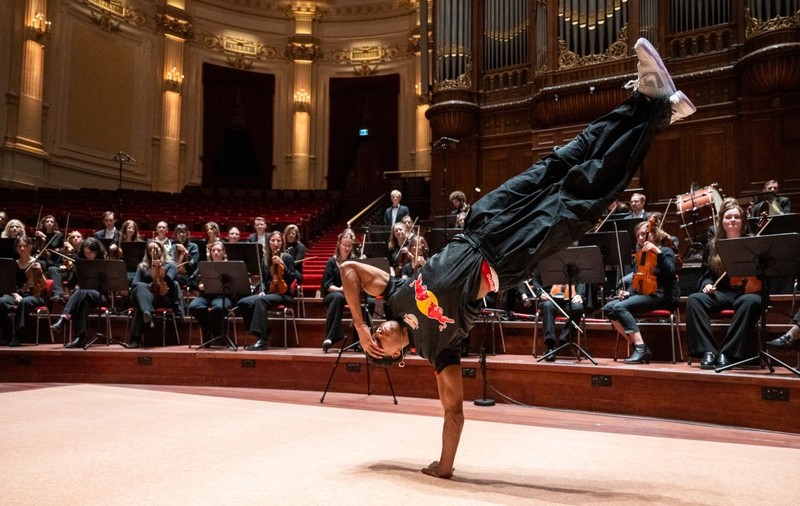 B-Boy Lee, unul dintre cei mai buni și respectați dansatori de break din lume, vine în România: „Mulți spun că o prestație completă înseamnă să ridici trofeul la final. Pentru mine nu e întotdeauna așa”