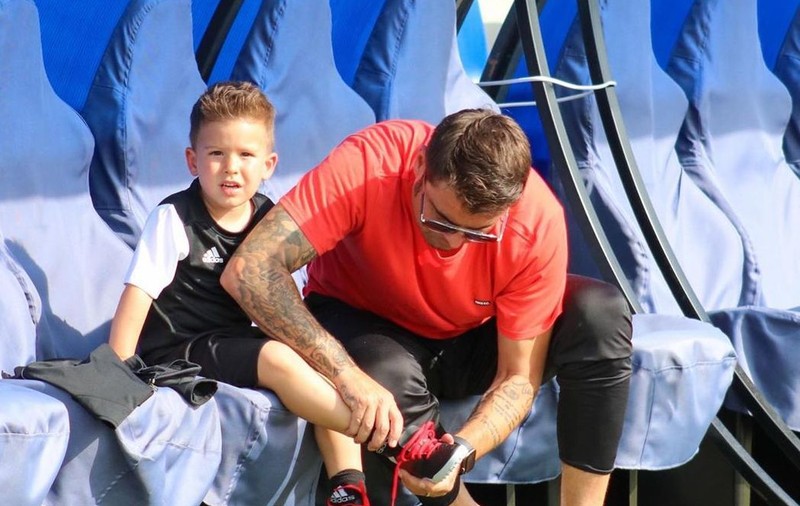 Adrian Mutu își face fiul fotbalist: “I-am pus ghetele în picioare, așa cum tata a făcut cu mine”