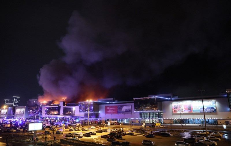 Supraviețuitor al atacului de la Moscova: „Fiecare s-a salvat cum a putut. Dacă nu spărgeam o ușă, eram prinși de incendiu”