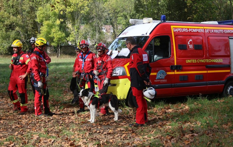 Un român înfiat în Franța de un pompier a sunat de 100 de ori la 112 și a anunțat incendii și alte urgențe fictive, ca să vadă intervenții reale