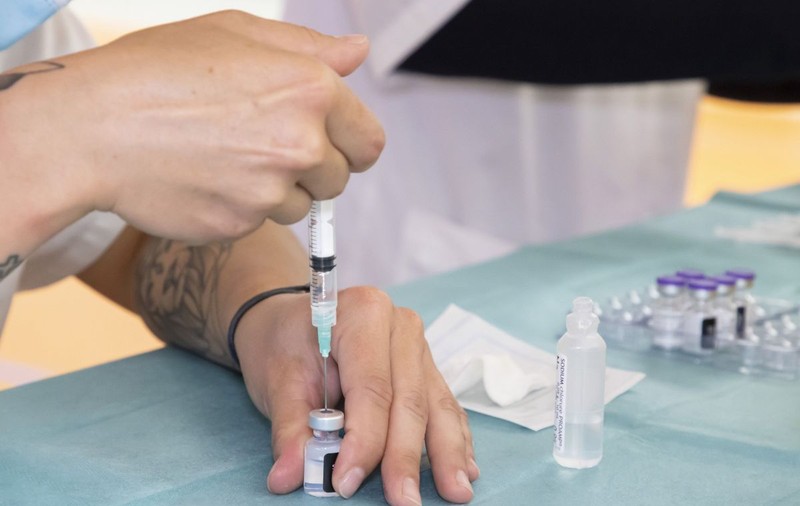 197 de centre noi de vaccinare cu Pfizer și Moderna, deschise în aprilie