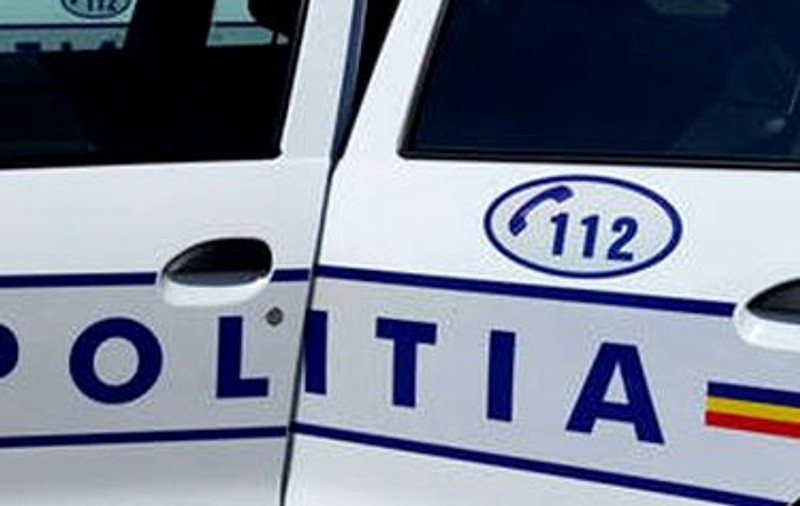 O fată de 11 ani dispărută de acasă a fost găsită la o prietenă